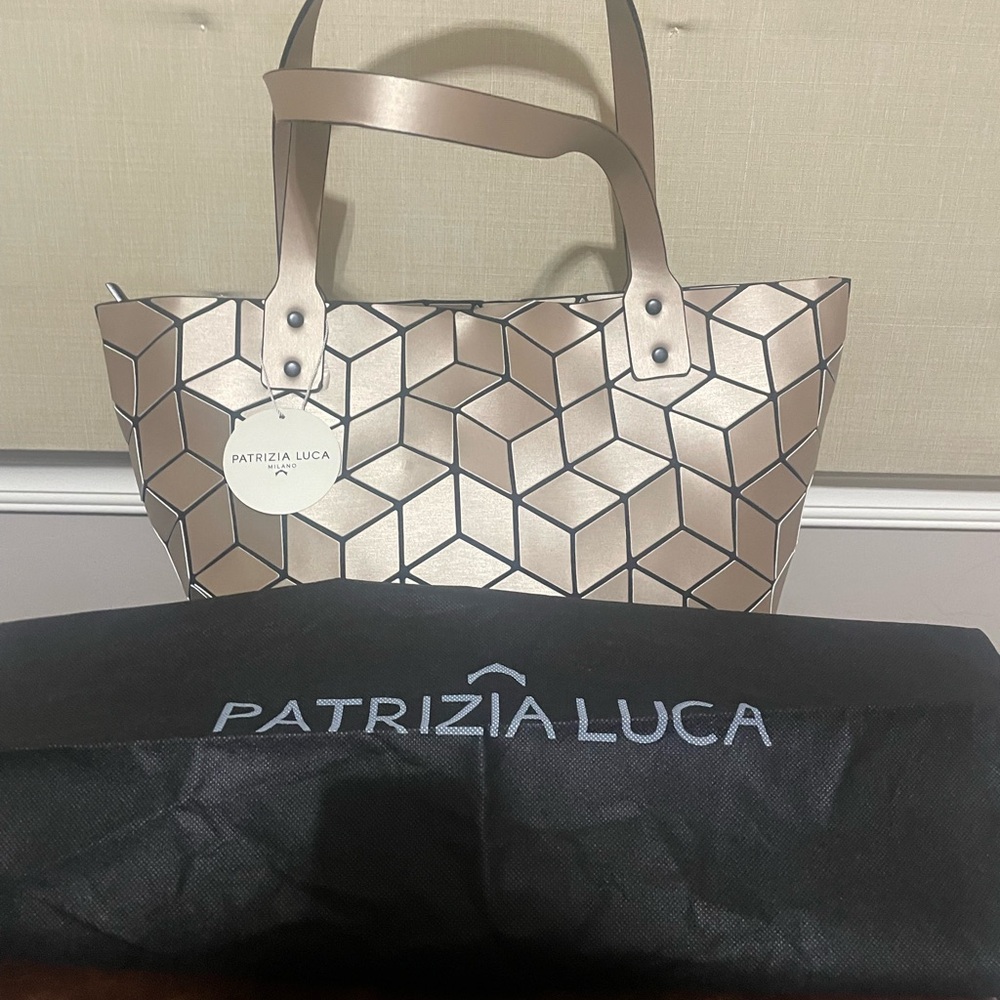 Patrizia Luca Gold Geometric Shoulder Bag